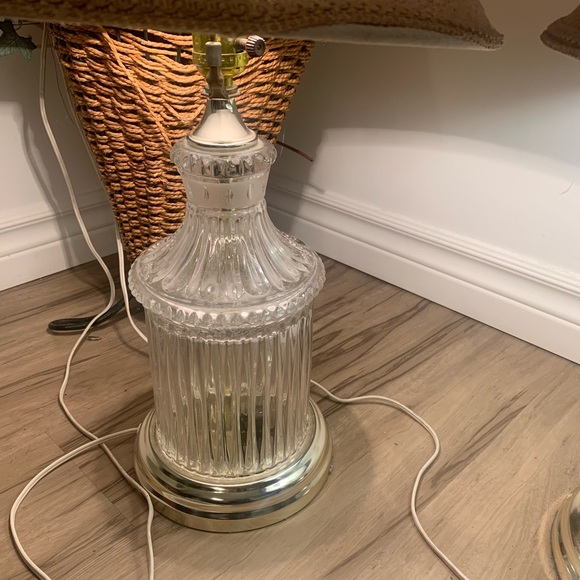 Two modern living room lamps in glass and soft fabric shade - Picture 5 of 12